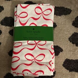 Kate Spade Red and White Bow Napkin Set
